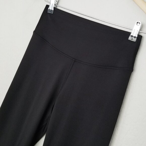 Victoria's Secret PINK Relay Flare Leggings Black Size M Buttery Soft High Waist - Picture 9 of 16